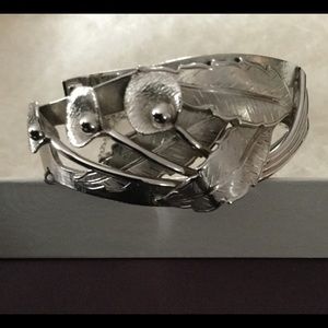 Vintage silver tone bracelet